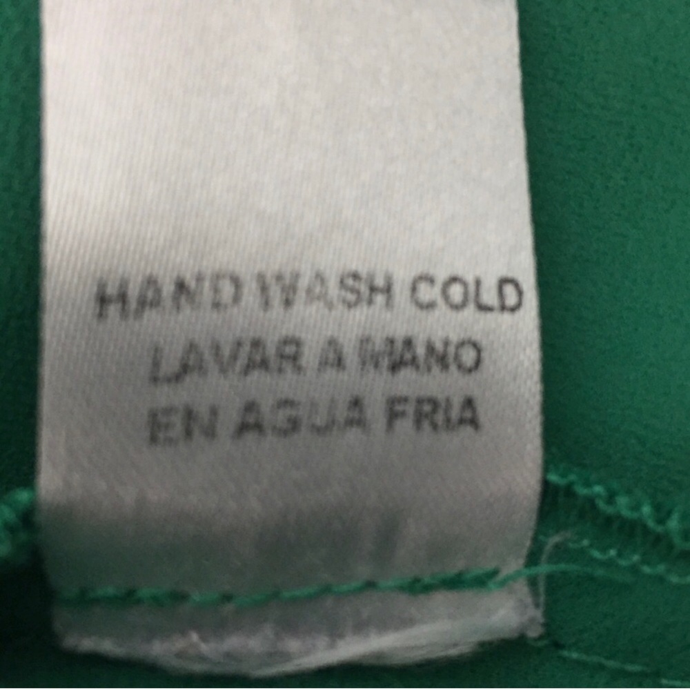 Audrey Ann Slat Back Green Button Top Size M - Picture 6 of 8